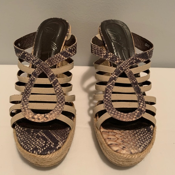 Donald J Pliner snake print 4” espadrille wedges - Picture 2 of 7